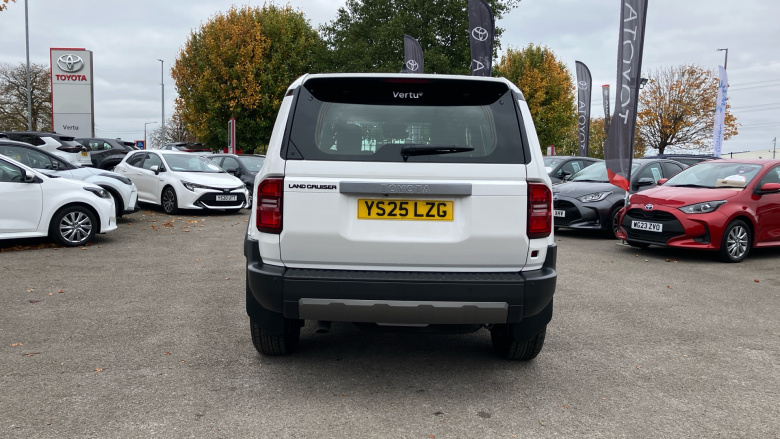 Toyota Land Cruiser Diesel 2.8D 205 Commercial Auto